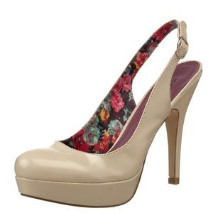 Madden Girl Sookie Platform Heels, Women’s Size  5.5